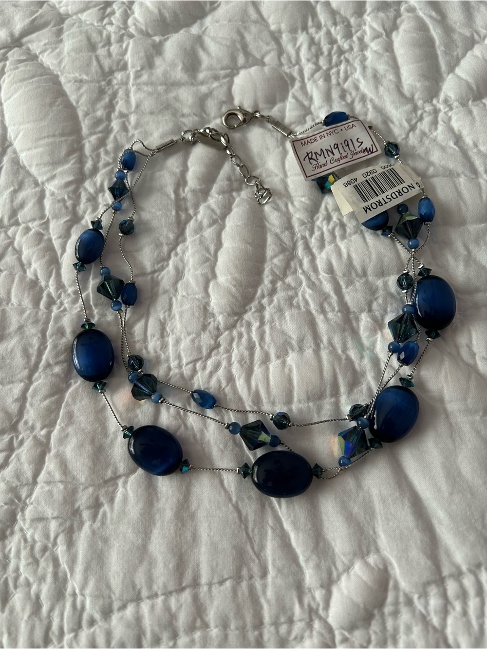 NWT TIERED BLUE NECKLACE